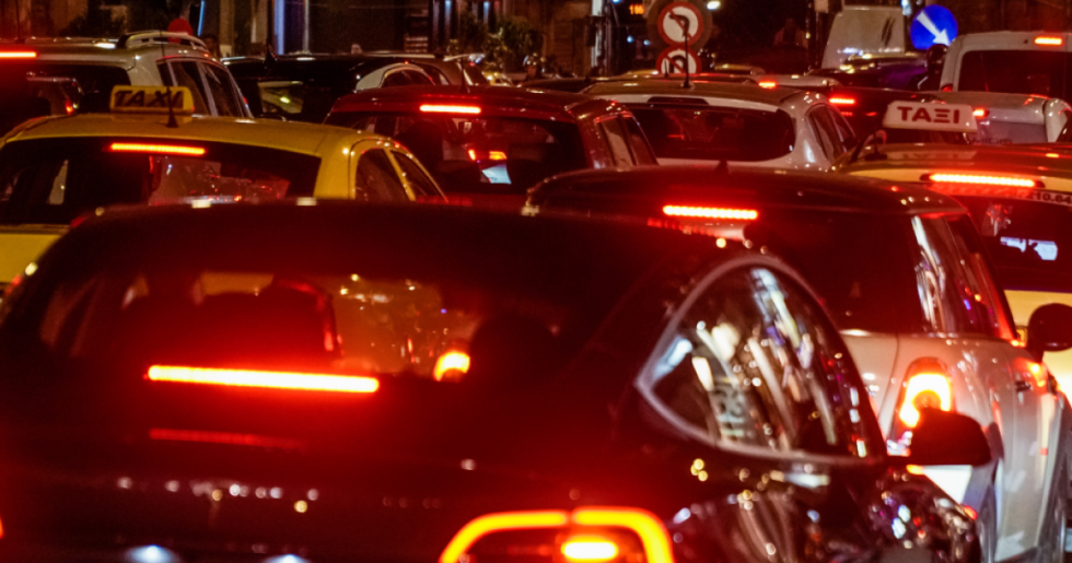 Μετ' εμποδίων η επιστροφή, η κίνηση στους δρόμους